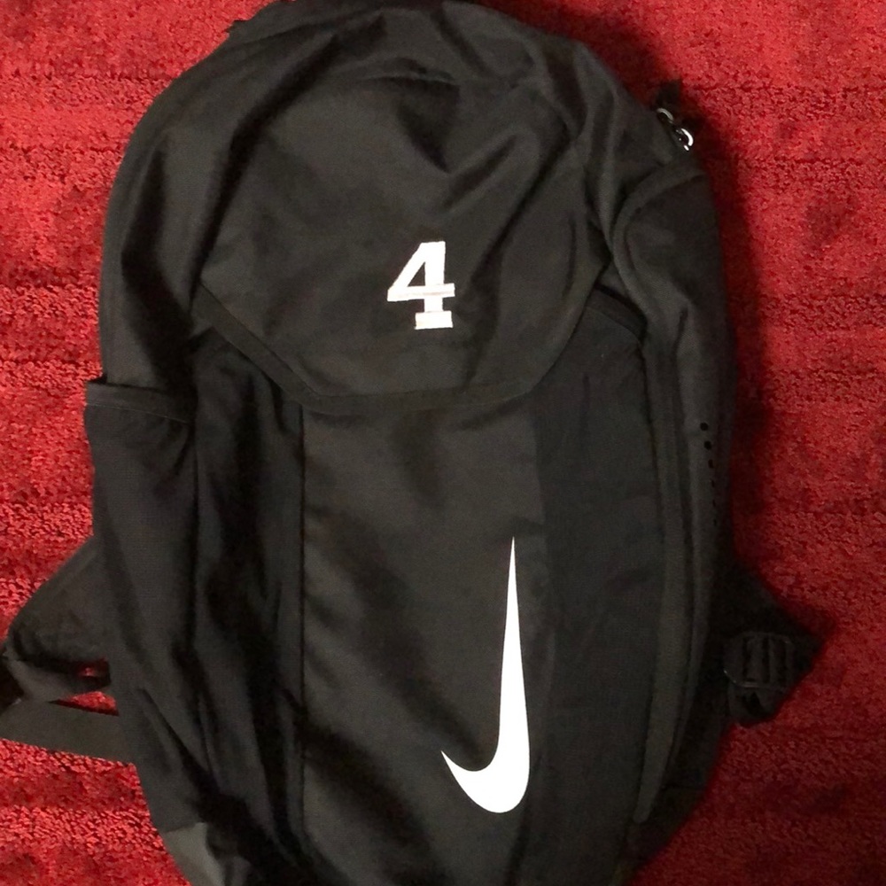 NIKE BACKPACK